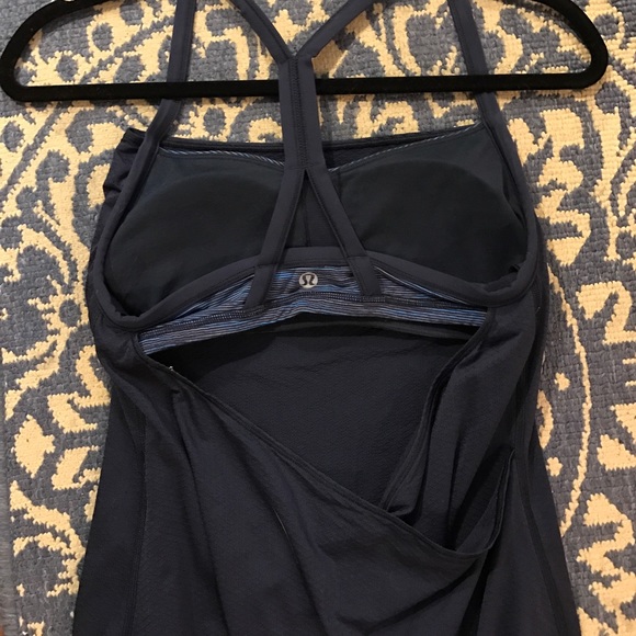 Lululemon CYB Tank - Picture 4 of 5
